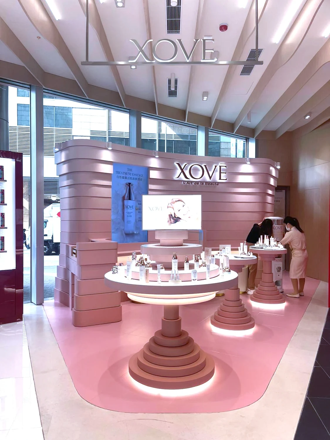 XOVE · Langham Place — Hong Kong — view 1